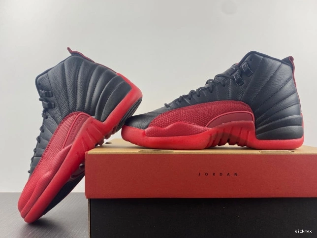 Rep MAX Game Retro (2016) Flu Jordan 130690-002 12 0811